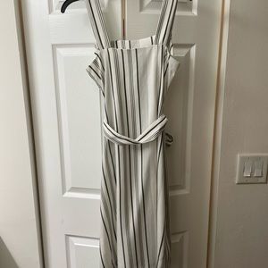 Ann Taylor button down dress. Size small.